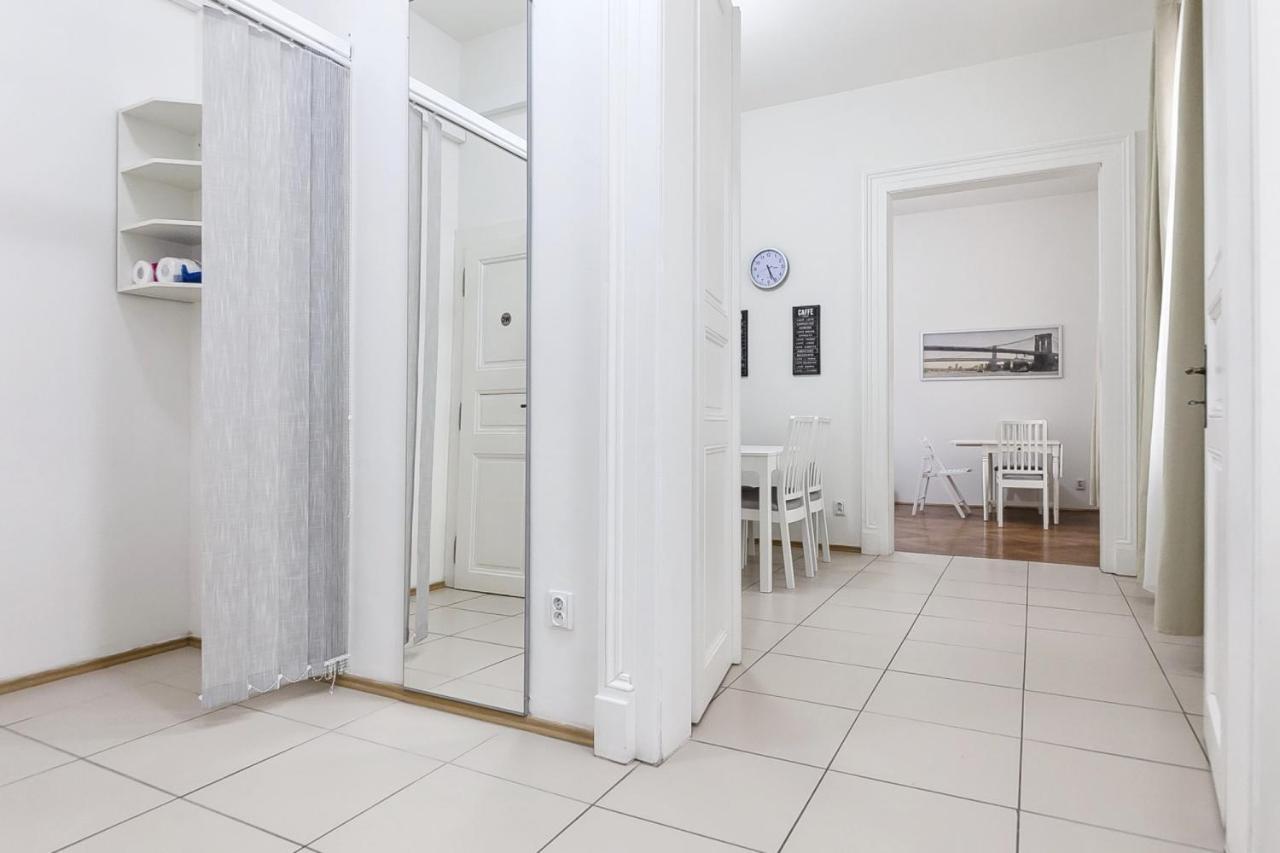 Wenceslas Apartahotel